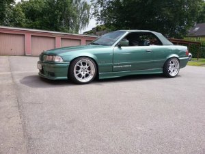 er ist fertig ! :) 320i meergrn ! *IndividuaL* - 3er BMW - E36