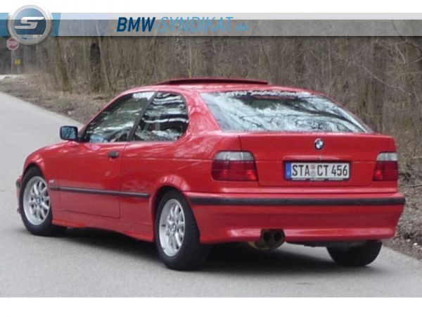 E36, 318ti Compact - 3er BMW - E36 - Compi 2011 hinten.jpg