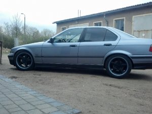Samoablau Metallic 320iA - 3er BMW - E36 Samoablau Metallic 320iA - 3er BMW - E36