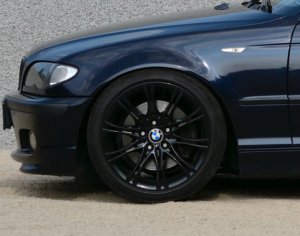 BMW M135 Felge in 8x18 ET 47 mit Hankook Ventus V12 EVO Reifen in 225/40/18 montiert vorn mit 10 mm Spurplatten Hier auf einem 3er BMW E46 330i (Limousine) Details zum Fahrzeug / Besitzer