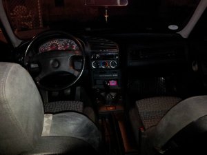 Bmw E36 318i Limousine ( Winterauto ) - 3er BMW - E36 Bmw E36 318i Limousine ( Winterauto ) - 3er BMW - E36