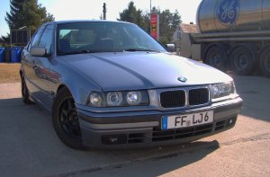 E36 Limosine - Samoablau - 3er BMW - E36 E36 Limosine - Samoablau - 3er BMW - E36