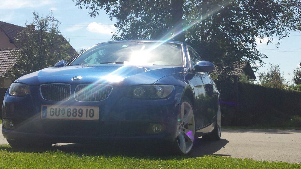 blue coupe - 3er BMW - E90 / E91 / E92 / E93