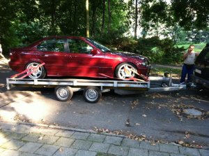 E36 Calypsorot mit Motorsport Felgen - 3er BMW - E36