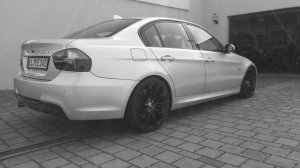 325 D - 3er BMW - E90 / E91 / E92 / E93 325 D - 3er BMW - E90 / E91 / E92 / E93