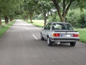 BMW E30 320i - 3er BMW - E30