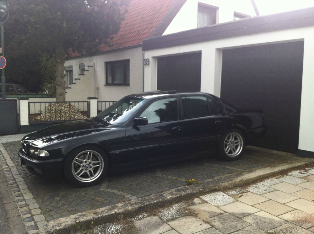 Black Beast 740i 4,4L - Fotostories weiterer BMW Modelle