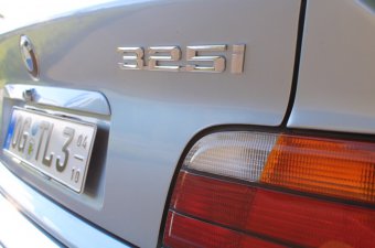 325i Coup - Gletscherblau - 3er BMW - E36