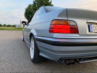 325i Coupé - Gletscherblau - 3er BMW - E36 325i Coupé - Gletscherblau - 3er BMW - E36