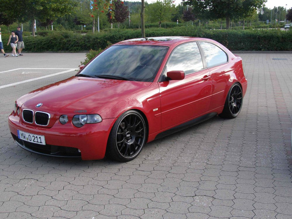 Die rote Zora on Styling 32 - 3er BMW - E46