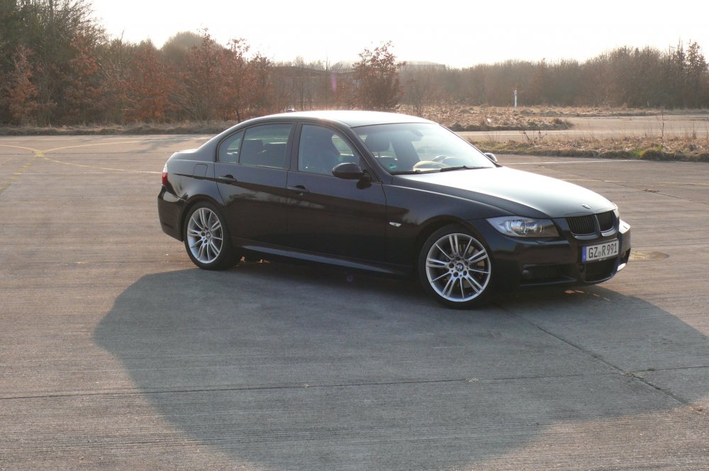 E90 330i Anthrazitblackblue! - 3er BMW - E90 / E91 / E92 / E93