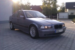 Mein aktueller , ein 323i Limo BJ: 12/95 - 3er BMW - E36