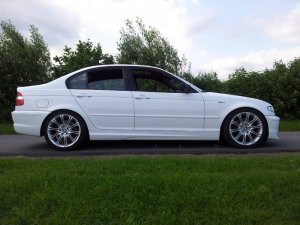 330i SMG II M-Tech in Polarweiss - 3er BMW - E46 330i SMG II M-Tech in Polarweiss - 3er BMW - E46