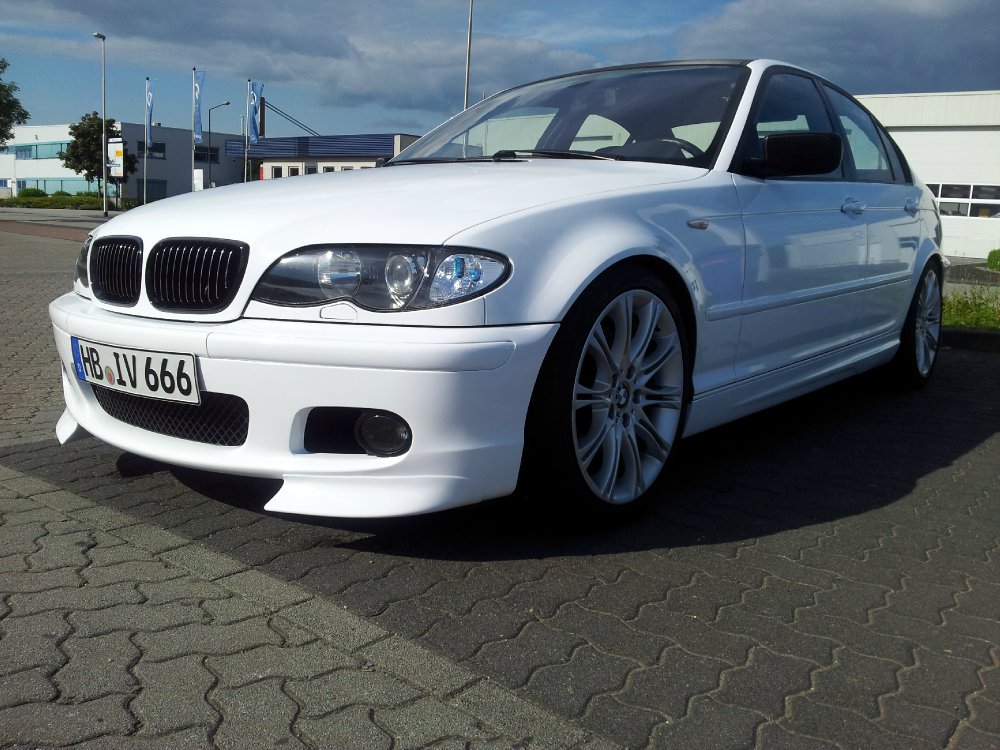 330i SMG II M-Tech in Polarweiss - 3er BMW - E46