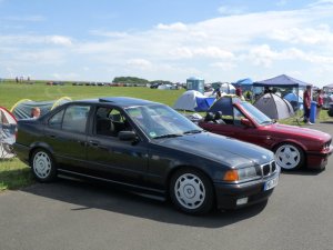 E36 Limo cosmosschwarz-metallic - 3er BMW - E36