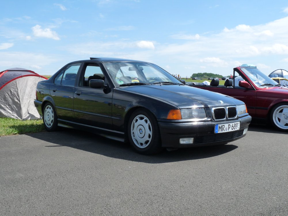 E36 Limo cosmosschwarz-metallic - 3er BMW - E36