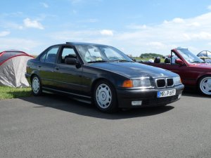 E36 Limo cosmosschwarz-metallic - 3er BMW - E36