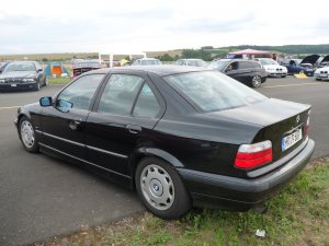 E36 Limo cosmosschwarz-metallic - 3er BMW - E36