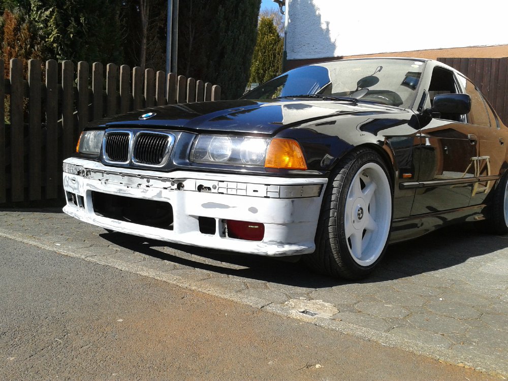 E36 Limo cosmosschwarz-metallic - 3er BMW - E36