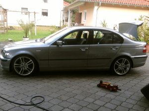 silbergrauer 20er - 3er BMW - E46 silbergrauer 20er - 3er BMW - E46