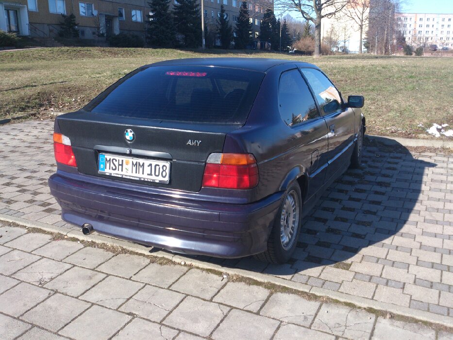 kleine schwaz-violette mamba - 3er BMW - E36