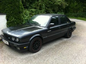 E30 320i limo - 3er BMW - E30 E30 320i limo - 3er BMW - E30