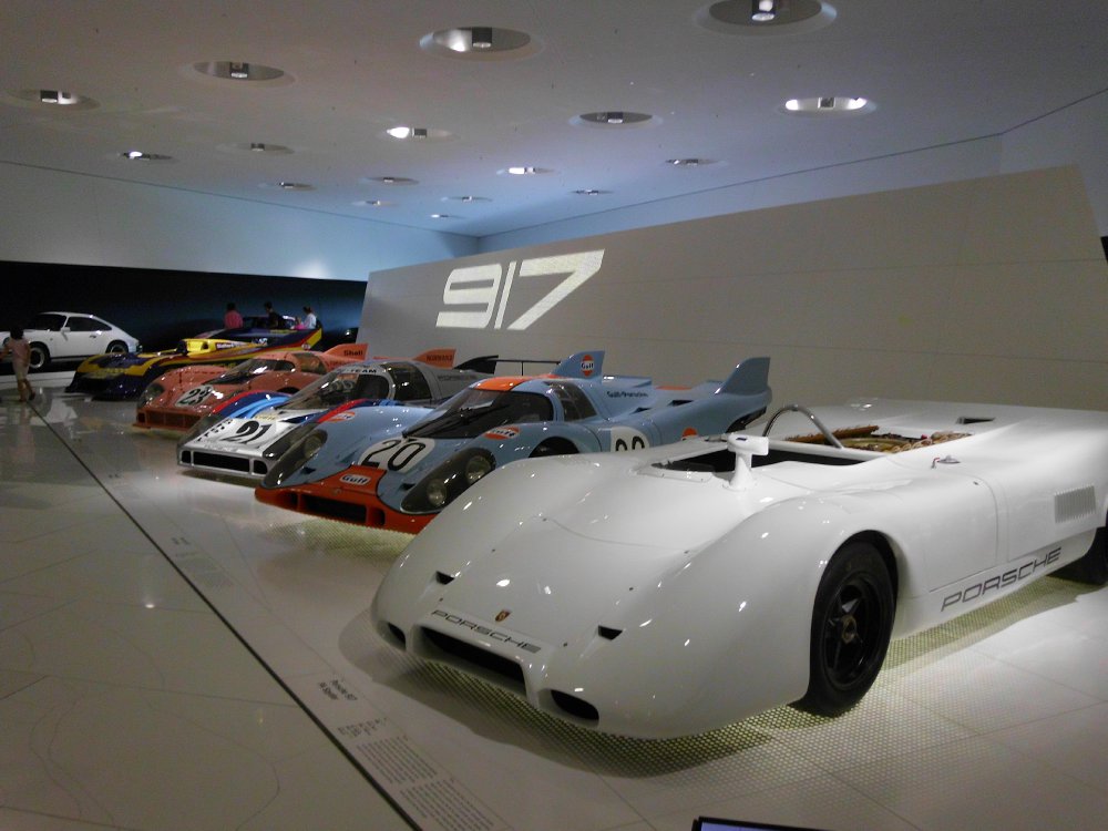 BMW Museum - Welt / Porsche Museum - sonstige Fotos