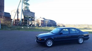 BMW 525i e34 Petrol-Mica-Metallic - 5er BMW - E34