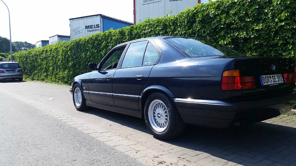 BMW 525i e34 Petrol-Mica-Metallic - 5er BMW - E34