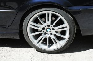BMW M-Sternspeiche 193 Felge in 8.5x18 ET 37 mit Goodyear Eagle F1 Asymetric Reifen in 225/40/18 montiert hinten Hier auf einem 3er BMW E46 320d (Touring) Details zum Fahrzeug / Besitzer