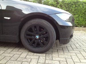 Unser Black e90 - 3er BMW - E90 / E91 / E92 / E93 Unser Black e90 - 3er BMW - E90 / E91 / E92 / E93