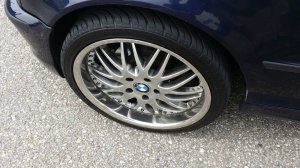 royal wheels GT20 Felge in 8.5x19 ET 35 mit Vredestein Ultratrack Reifen in 235/35/19 montiert vorn Hier auf einem 3er BMW E46 325i (Touring) Details zum Fahrzeug / Besitzer