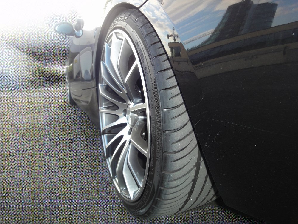 Black Pearl 335i - 3er BMW - E90 / E91 / E92 / E93