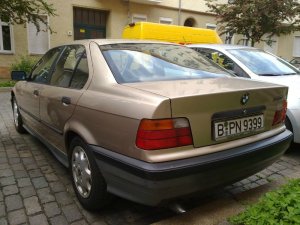 316i in Kaschmirbeige-Metallic jetzt wei - 3er BMW - E36