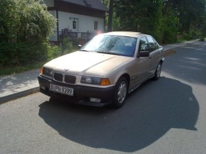316i in Kaschmirbeige-Metallic jetzt wei - 3er BMW - E36