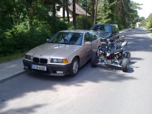 316i in Kaschmirbeige-Metallic jetzt wei - 3er BMW - E36