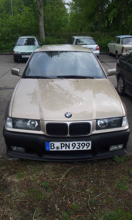 316i in Kaschmirbeige-Metallic jetzt wei - 3er BMW - E36