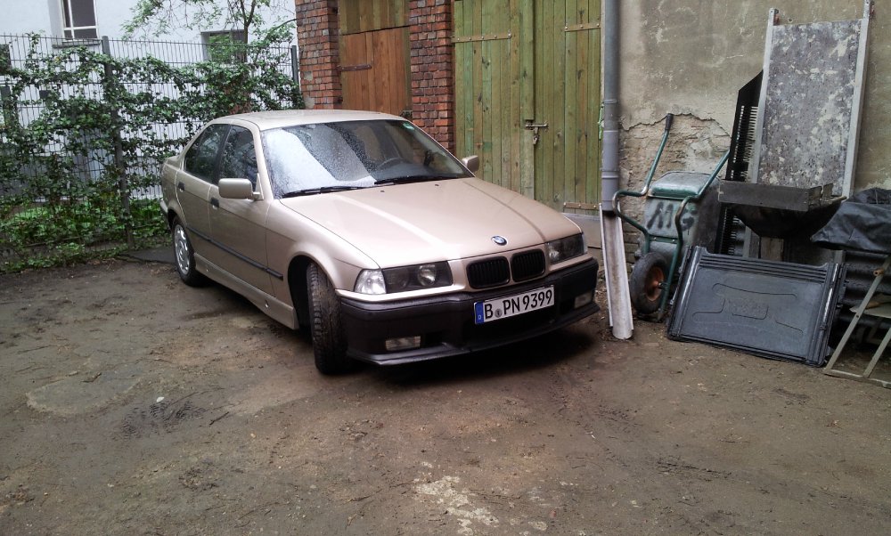 316i in Kaschmirbeige-Metallic jetzt wei - 3er BMW - E36