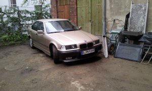 316i in Kaschmirbeige-Metallic jetzt wei - 3er BMW - E36