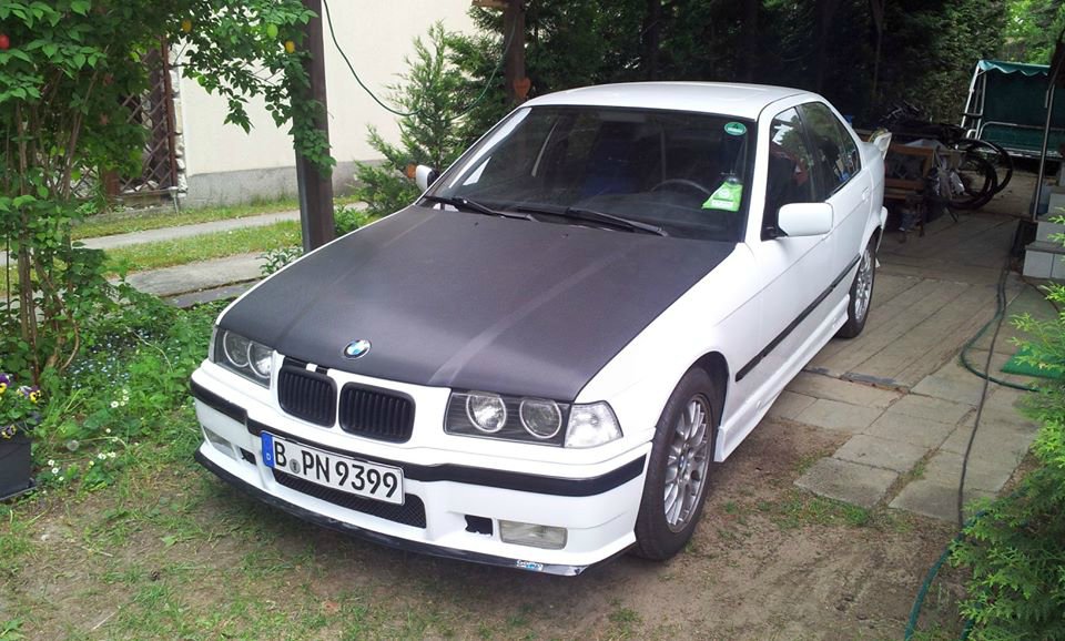 316i in Kaschmirbeige-Metallic jetzt wei - 3er BMW - E36