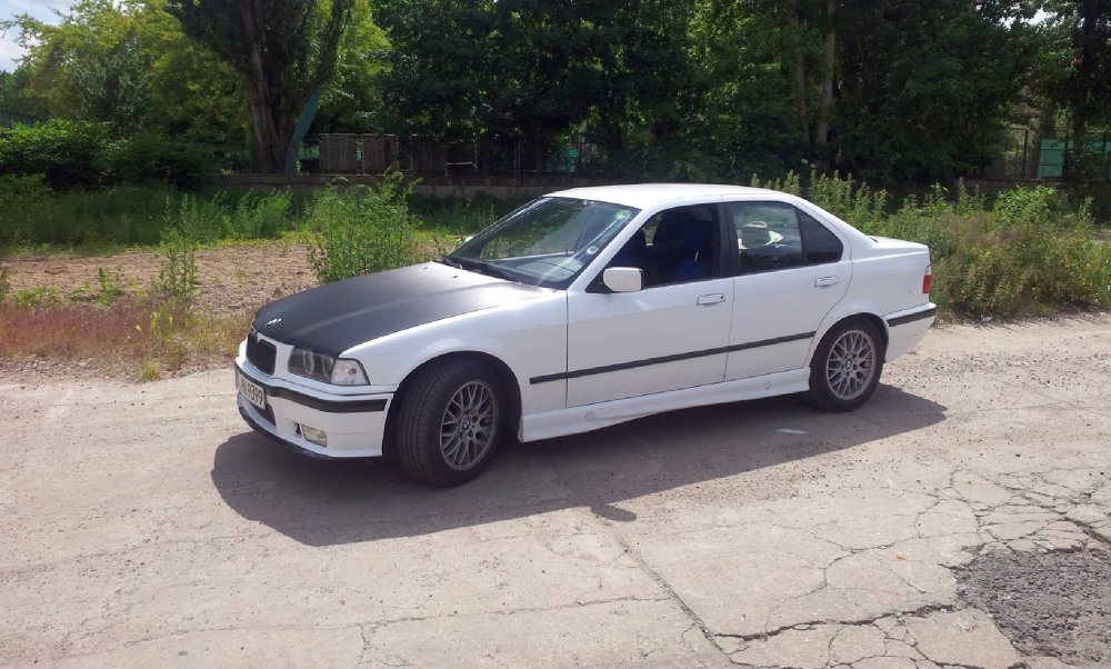 316i in Kaschmirbeige-Metallic jetzt wei - 3er BMW - E36