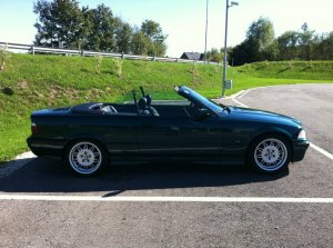Bostongrnes 320i Cabrio - 3er BMW - E36