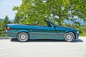 Bostongrnes 320i Cabrio - 3er BMW - E36