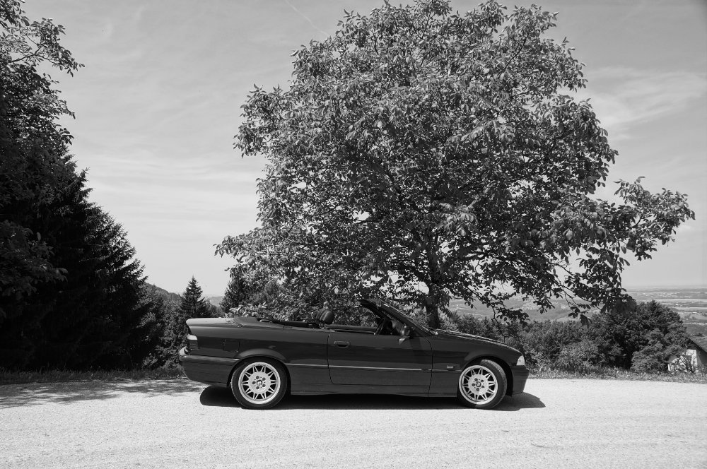 Bostongrnes 320i Cabrio - 3er BMW - E36