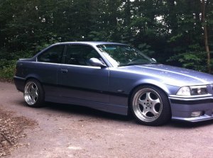 E36 Coupe M-Packet"ManSagtErHatMagischeKrfte" - 3er BMW - E36