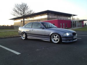 E36 Coupe M-Packet"ManSagtErHatMagischeKrfte" - 3er BMW - E36