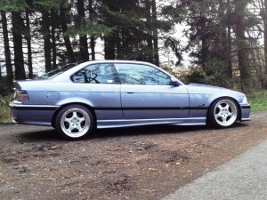 E36 Coupe M-Packet"ManSagtErHatMagischeKrfte" - 3er BMW - E36