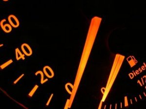 (B)  318d   (M)    E90   (W) - 3er BMW - E90 / E91 / E92 / E93