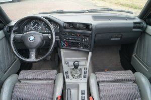 328iC vFL in Macaoblau mit M Tech 2 - 3er BMW - E30