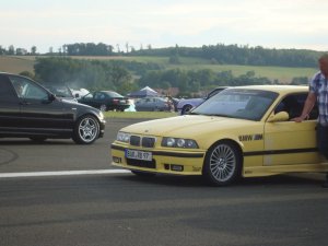 BMW Freunde Westerwald bei Asphaltfieber 2011 - Fotos von Treffen & Events